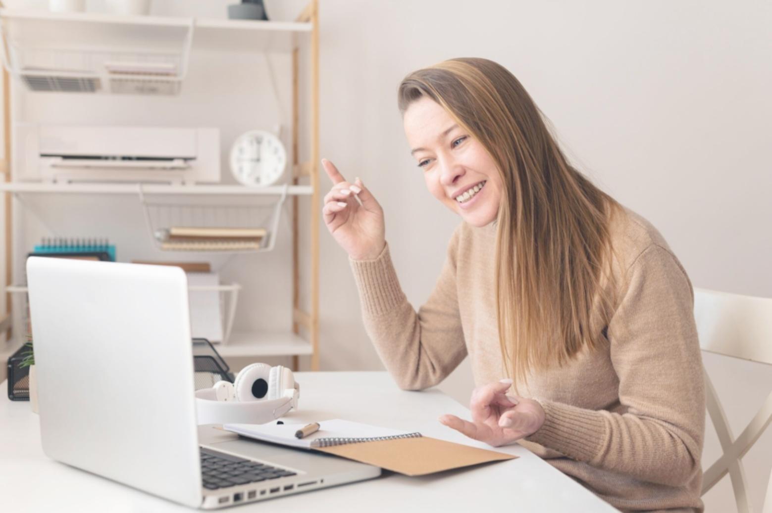 Technical chart analysis workspace with multiple timeframes